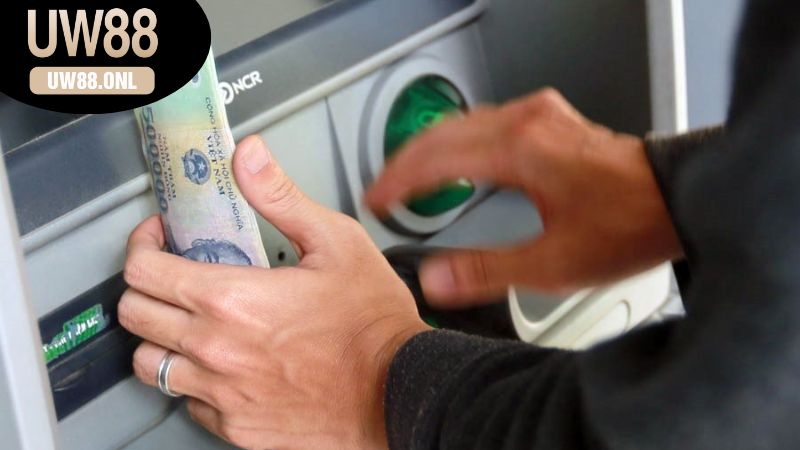 Những yếu tố ảnh hưởng đến thời gian rút tiền từ UW88